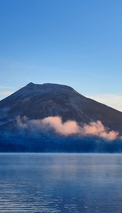 Moments of joy amid hospitality with a story.