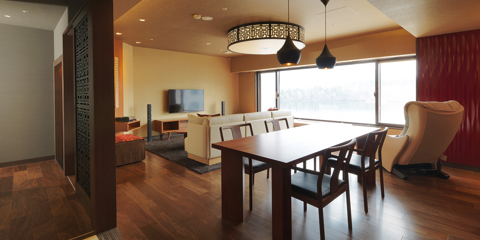 Japanese-Western Suite with Hot Spring View Bath