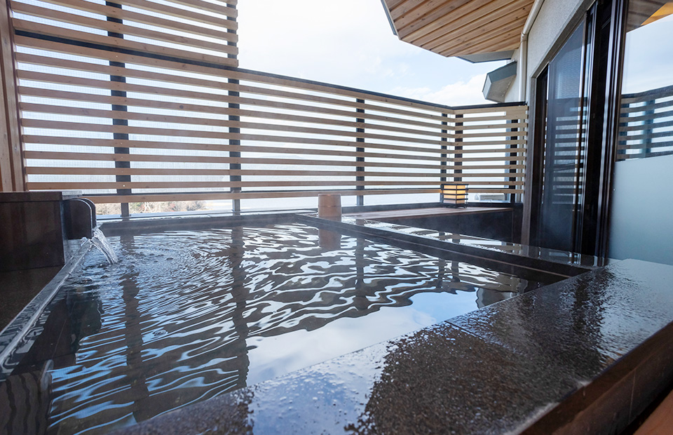 [NEW] Japanese-Western Room　with Hot Spring View bath