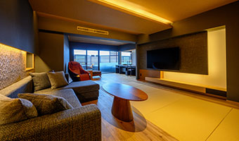 Image: Japanese Double Room with Open-Air Onsen Bath