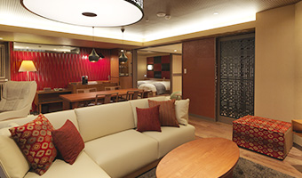 Image: Japanese-Western Suite with Hot Spring View Bath