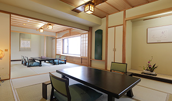 Image: Lakeside Family Suite
