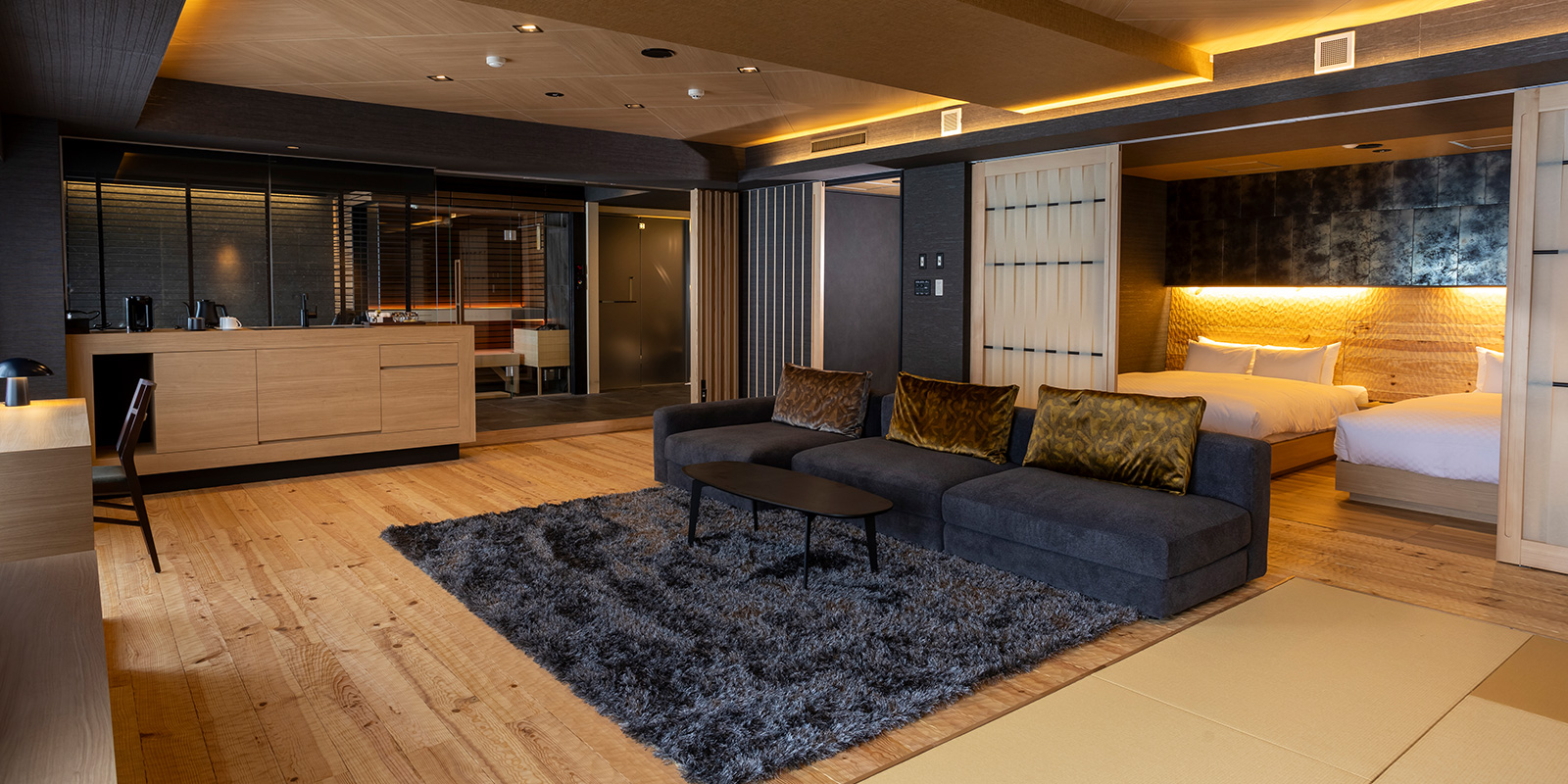 Lake & Garden View Suite Room with Sauna