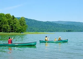 Photo: Canoe