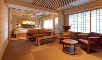 Image: Deluxe Japanese/Western-Style Room With Jet Bath